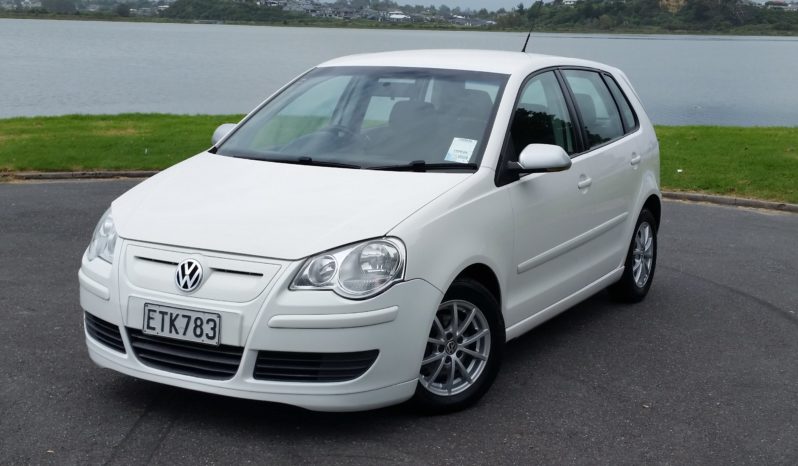 VOLKSWAGEN POLO 1.4 TURBO DIESEL MANUAL full