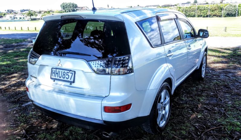 MITSUBISHI OUTLANDER 4WD 2006 full