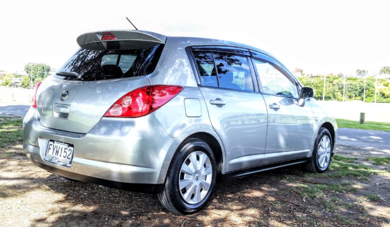 NISSAN TIIDA 2004 HATCH full