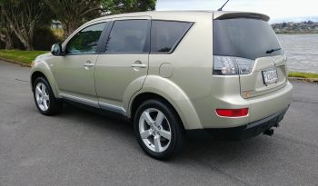 MITSUBISHI OUTLANDER 2005 7 SEATS full